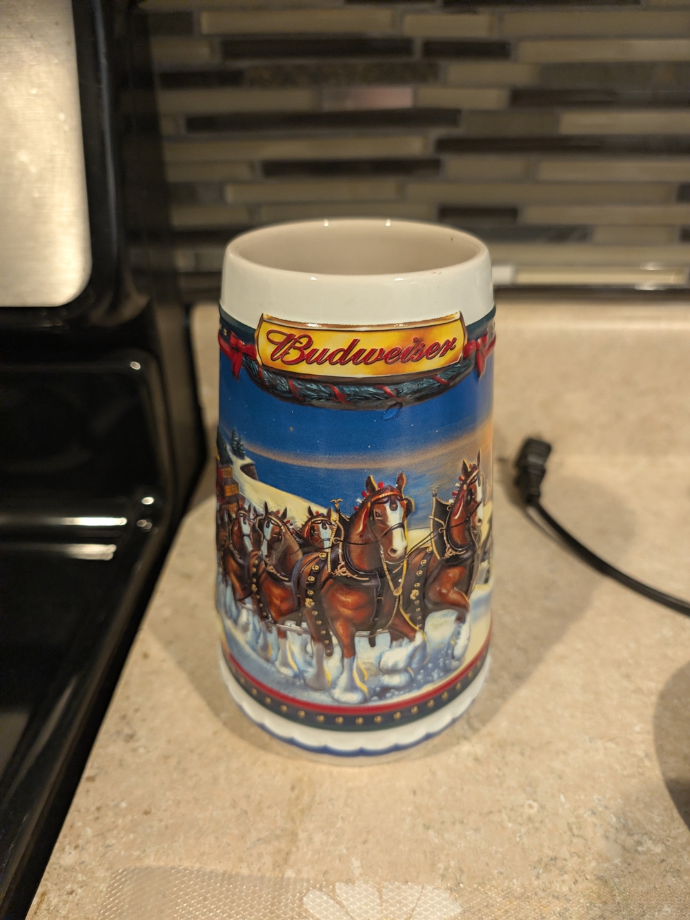 2002 Budweiser Holiday Stein Guiding the Way Home